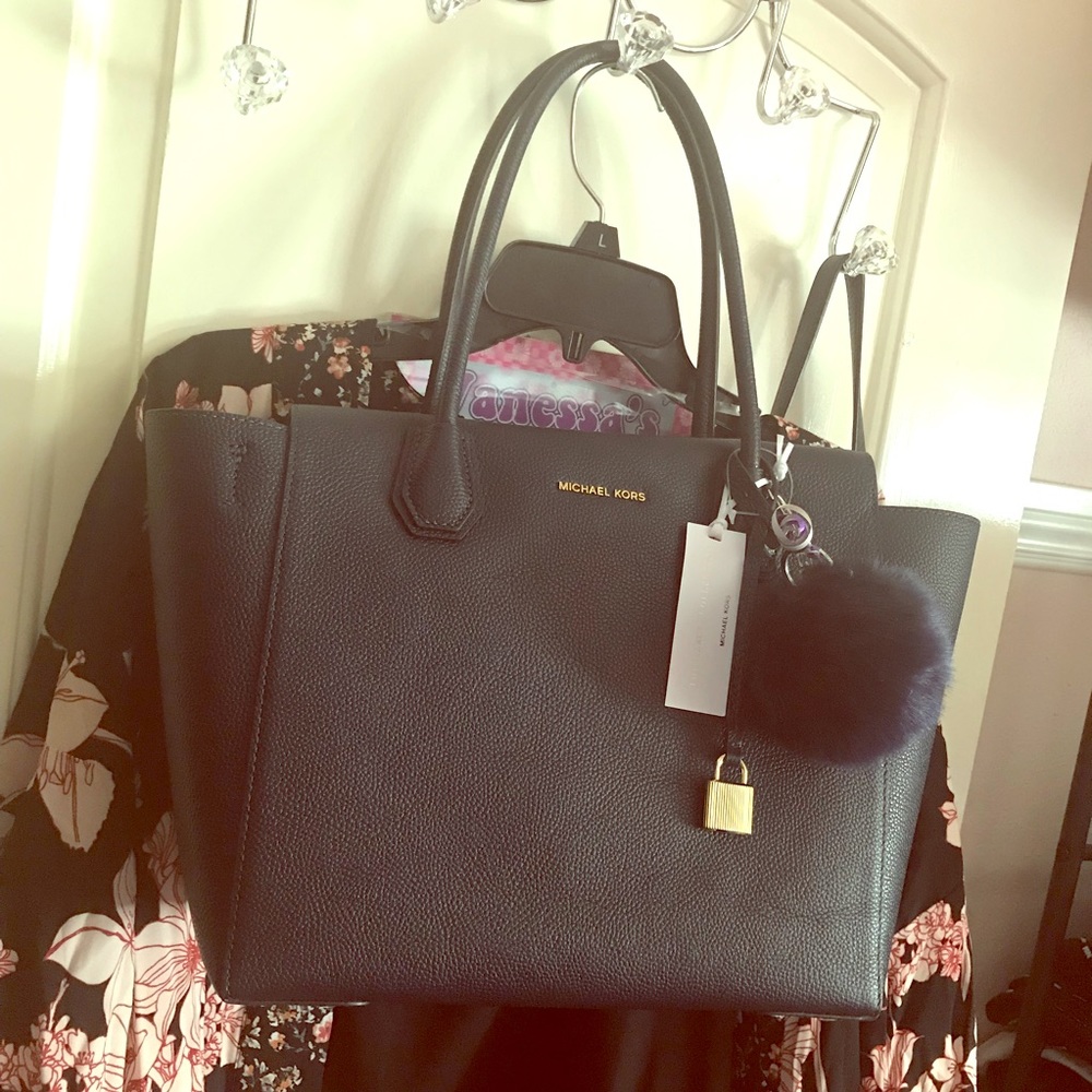 MIchael Kors Mercer Handbag (PRICE FIRM)